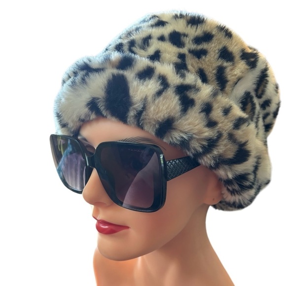 Tahari Butterfly Oversized Sunglasses Shiny Black Frame Smoke Gradient Lens - Picture 2 of 8